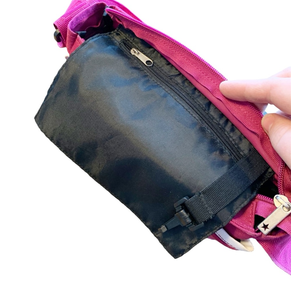 CONVERSE | messenger bag deep pink with extendable shoulder strap - Picture 9 of 12